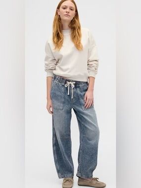 Gap denim supersoft pull on barrel jeans